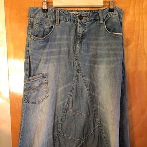 Maurice’s denim skirt